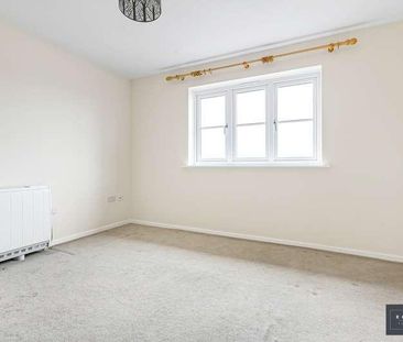 Sullivans Reach, Walton-on-thames, Surrey, KT12 - Photo 6