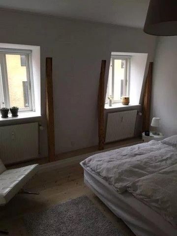 <b>Lys og delevenlig lejlighed på Torvegade – perfekt til studerende eller til deleboende</b> - Photo 3