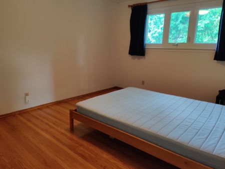 For Lease - 9 Lisburn Crescent Unit# upper, Toronto, Ontario - Photo 4