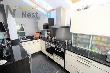 1 bedroom in a house share to rent - Photo 5