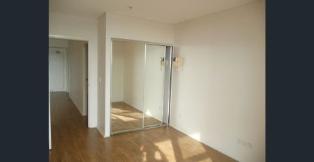 One bedroom apartment in the heart of Hornsby - Photo 4