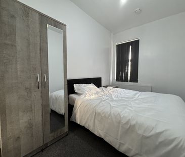 Room in a Shared House, Avon Street, B11 - Photo 2