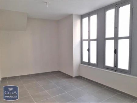 Appartement à louer 3 pièces 81.4m² - Photo 2