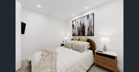 Freshly Renovated & Fully Furnished One Bedroom Apartment in the Heart of South Yarra - Photo 4