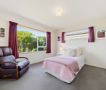 3 Bedroom 2 Bathroom Home - Photo 6