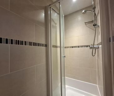 1 bedroom in a house share to rent - Photo 6
