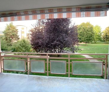 SUPERBE APPARTEMENT 3.5 PCES ENTIEREMENT RENOVE DE 100M2 - Photo 5