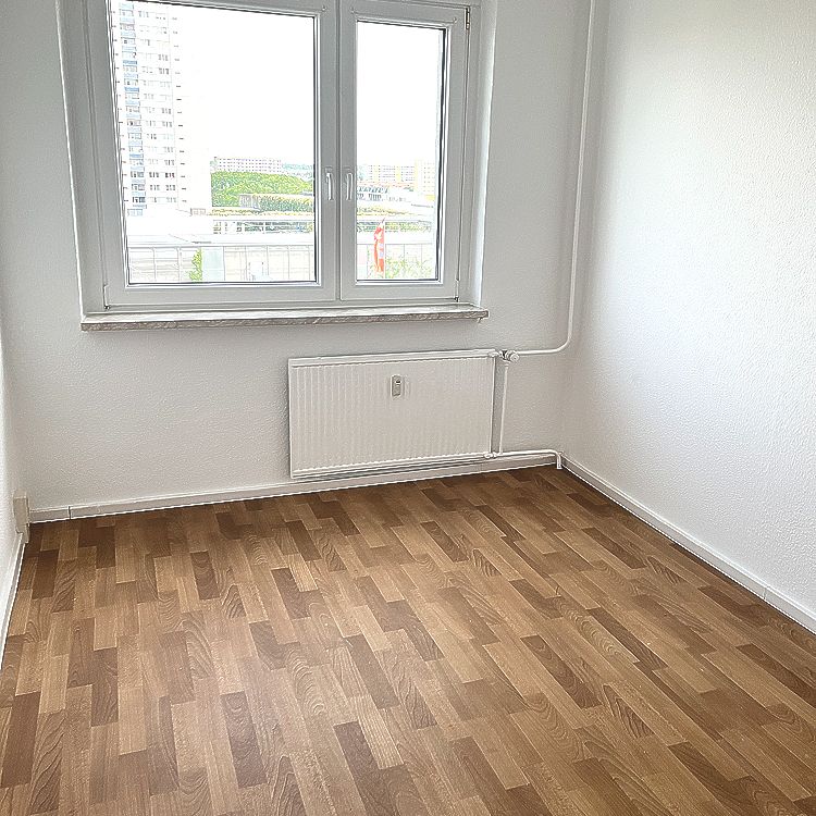 3 Zimmer in der 6 Etage bezugsfertig - Foto 1