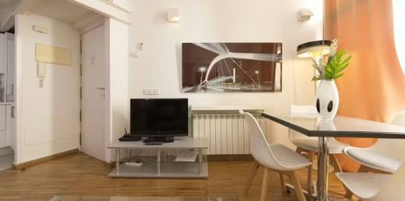 Calle de Atocha, Madrid, Community of Madrid 28012 - Photo 2