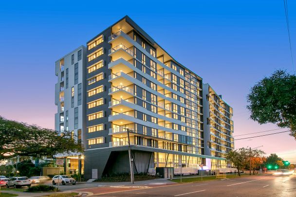 Level 3, 1038/123 Cavendish Road, Coorparoo, QLD 4151 - Photo 1