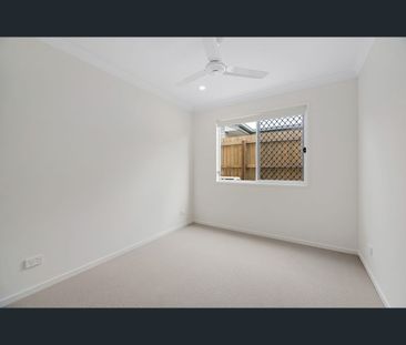 4a/5 Spruce Street, Loganlea, Qld 4131 - Photo 1