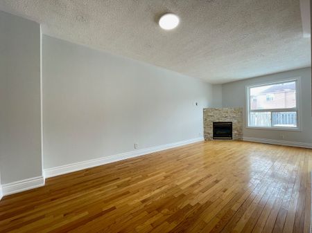 For Lease - 3952 Freeman Terrace Unit# Upper, Mississauga, Ontario - Photo 3