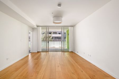 102/248 Coward Street, Mascot NSW 2020 - Apartment For Rent | Domain - Photo 2