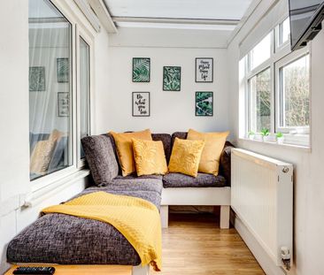 4 Bed Semi-Detached House, Bevendean Crescent, BN2 - Photo 6