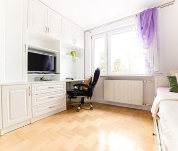 Wawer, ul. Krupnicza - Photo 1