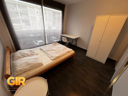 Location Appartement 6 pièces 90m² RENNES 35000 - Photo 3