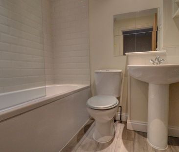 2 bedroom house to rent - Photo 3