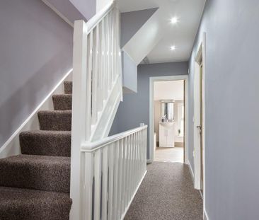 4 bedroom terraced house to rent - Photo 3