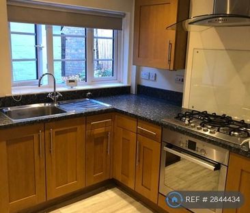 2 bedroom terraced house to rent - Photo 1