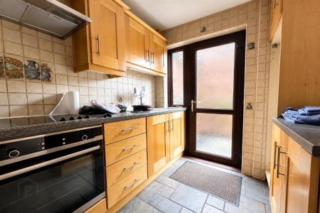 164 East Street, Newtownards, BT23 7DD - Photo 5
