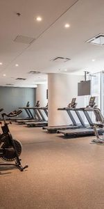 1 CH - 1 SDB - Montréal - $2,100 /mo - Photo 3