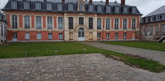 Location Appartement 3 pièces 67m² ABBEVILLE 80100 - Photo 2