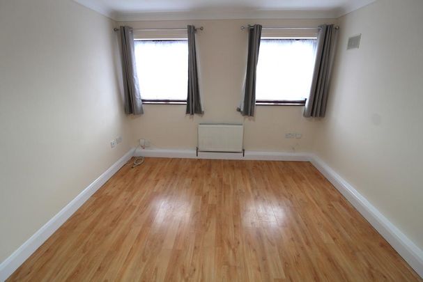2 bedroom maisonette to rent - Photo 1