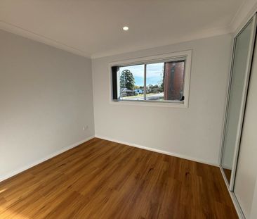Near New 2 Bedroom Granny Flat with Plenty of Street Parking - Photo 3