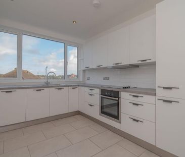 3 bedroom terraced house to rent - Photo 6