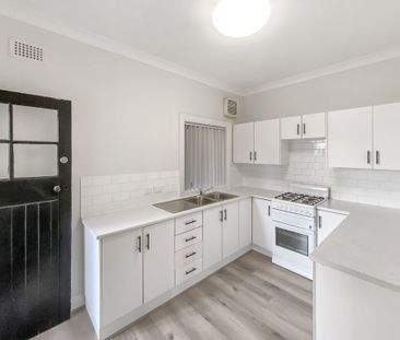 2/93 Wolfe Street, Newcastle - Photo 1