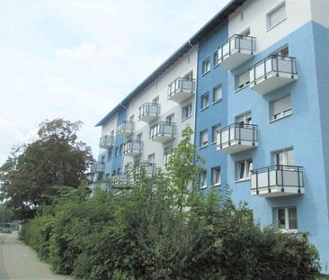 Renovierte 2,5 - Zimmer Wohnung mit Balkon in modernisierter Wohnan... - Foto 2