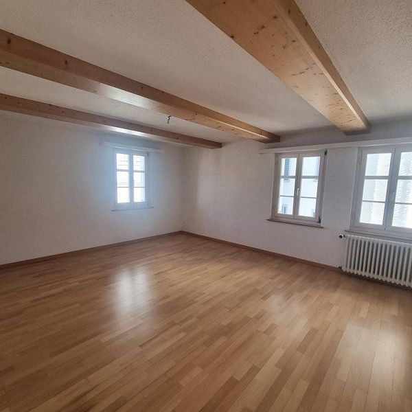 Bezaubernde Wohnung mit dem gewissen Etwas im Zentrum von Herisau - Photo 1
