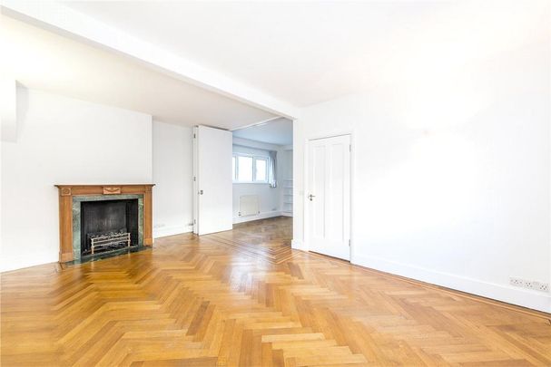 2 bedroom mews to rent - Photo 1