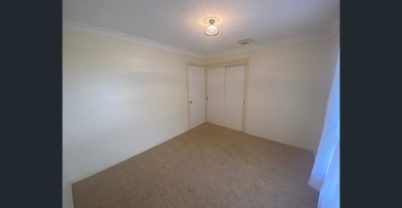 3 BEDROOM HOME LOCATED OXLEY VALE - Photo 4