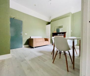Camden Street, Room 8, R2 & R4. All Bills Included, Belfast, BT9 6AU - Photo 1