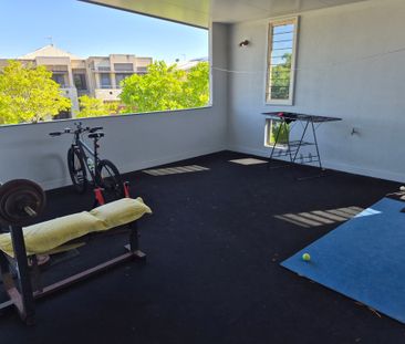 Varsity Lakes - Photo 1