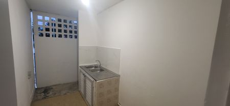 Location Appartement 4 pièces 60m² LES ABYMES 97139 - Photo 4