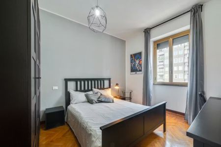 Via Melchiorre Gioia, Milan, Lombardy 20124 - Photo 2