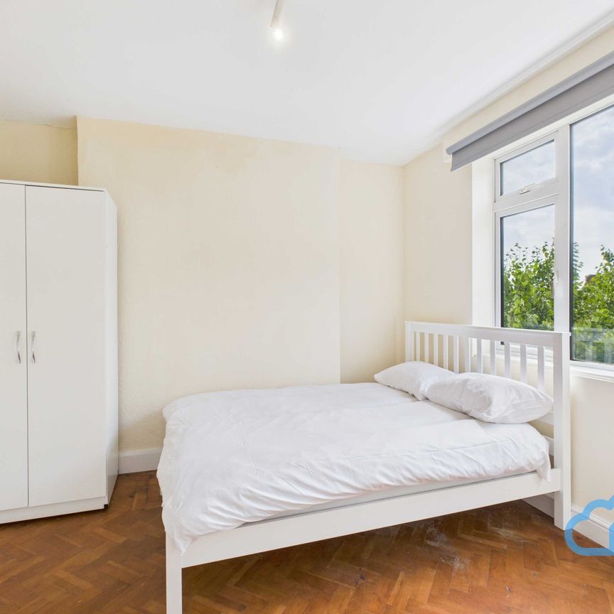 RM2 Hainault Road | Leytonstone | London | E11 1EJ - Photo 1