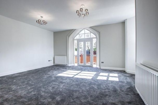 2 bedroom flat to rent - Photo 1