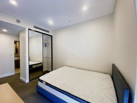 2 bed 2 bath - Photo 5