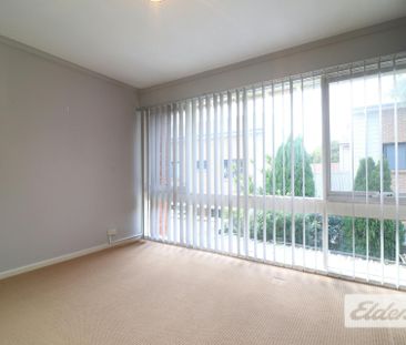 Two-Bedroom Townhouse with Air Conditioning in Canley Vale - Photo 1