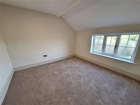 3 bedroom detached house to rent - Photo 4