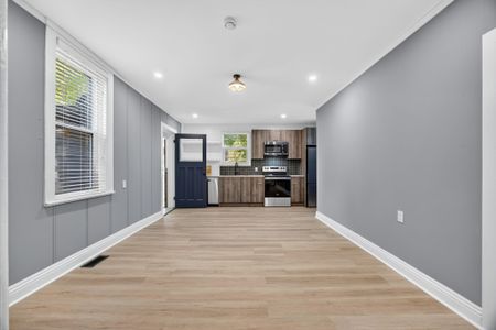 For Lease - 76 Queen Street, New Tecumseth, Ontario - Photo 2