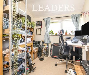 3 bedroom terraced house to rent - Photo 5