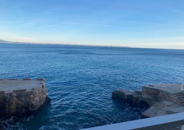 Sea view apartment in Illetas to rent