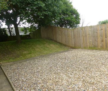 Peterhouse Crescent - Photo 6