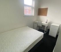 Room 4, Harley Street, Coventry - Photo 3