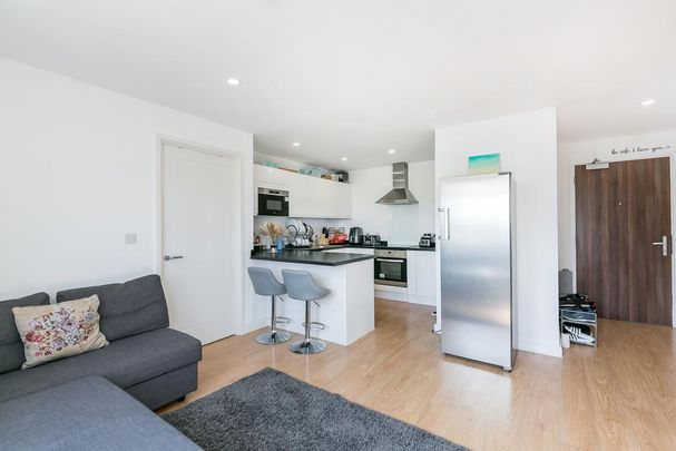 1 bedroom apartment to rent - Photo 1