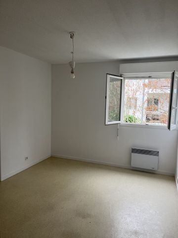 Location Appartement 1 pièce 21m² PESSAC 33600 - Photo 2